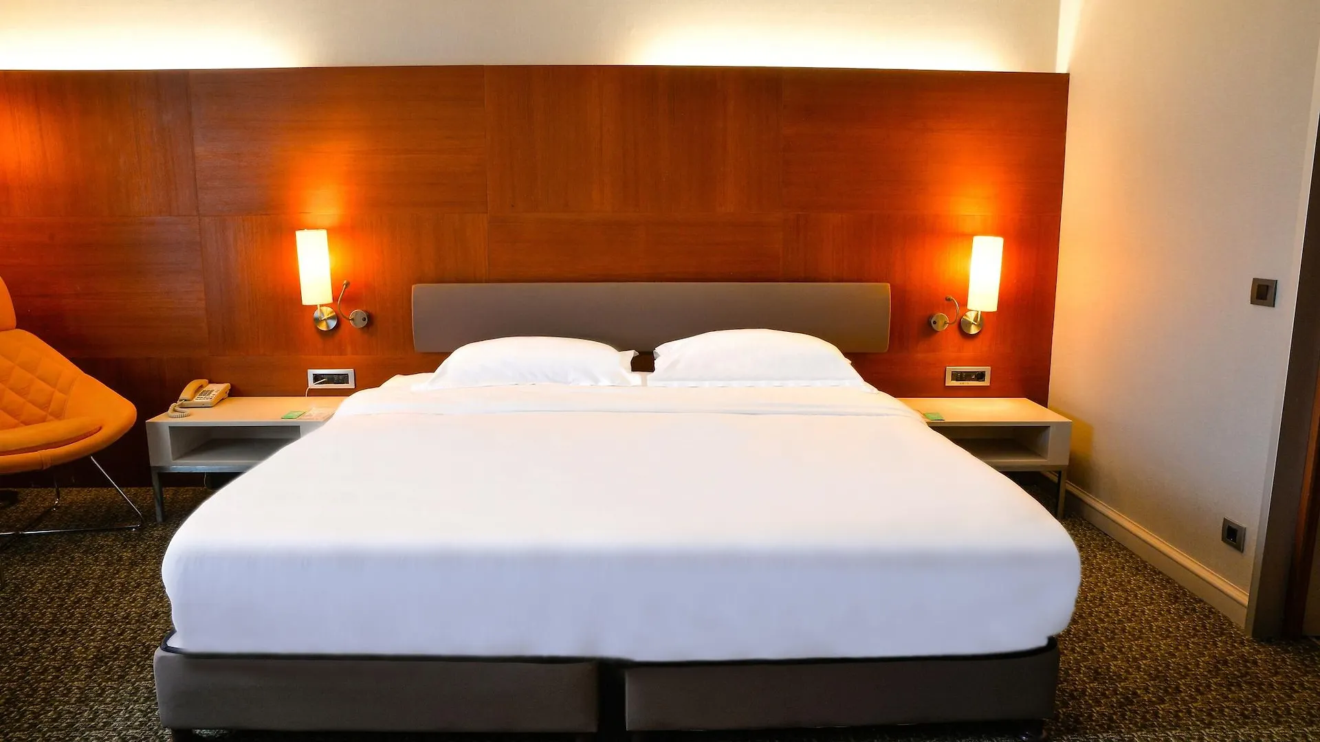 Bh Conference & Airport Hotel Istanbul 5*,