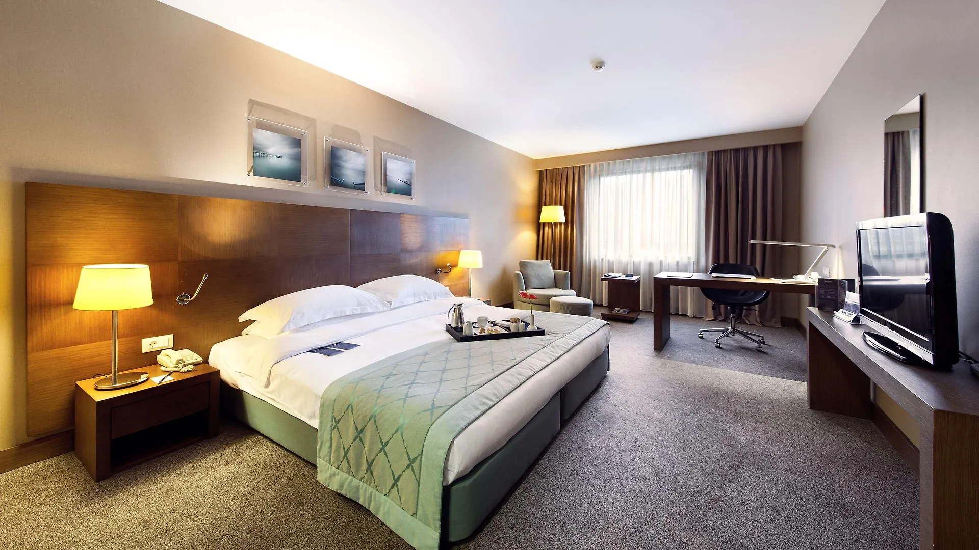 Bh Conference & Airport Hotel Istanbul 5*,